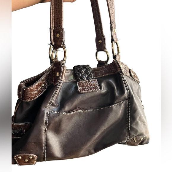 Pritzi Boho style bag. Great quality faux leather shoulder bag in EUC. - Picture 4 of 8